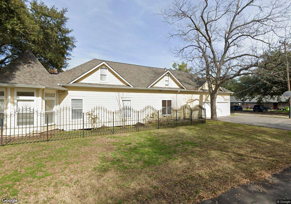 1221 3rd St, Rosenberg, TX 77471 - photo 1