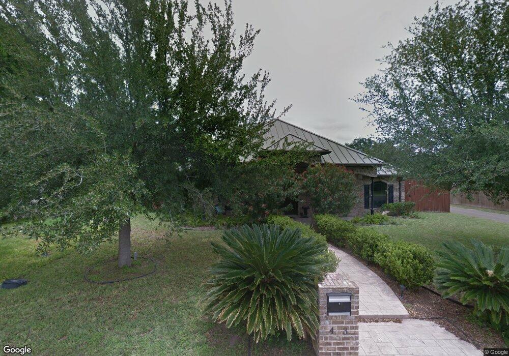 403 S Woodland Dr, Pharr, TX 78577 - photo 1