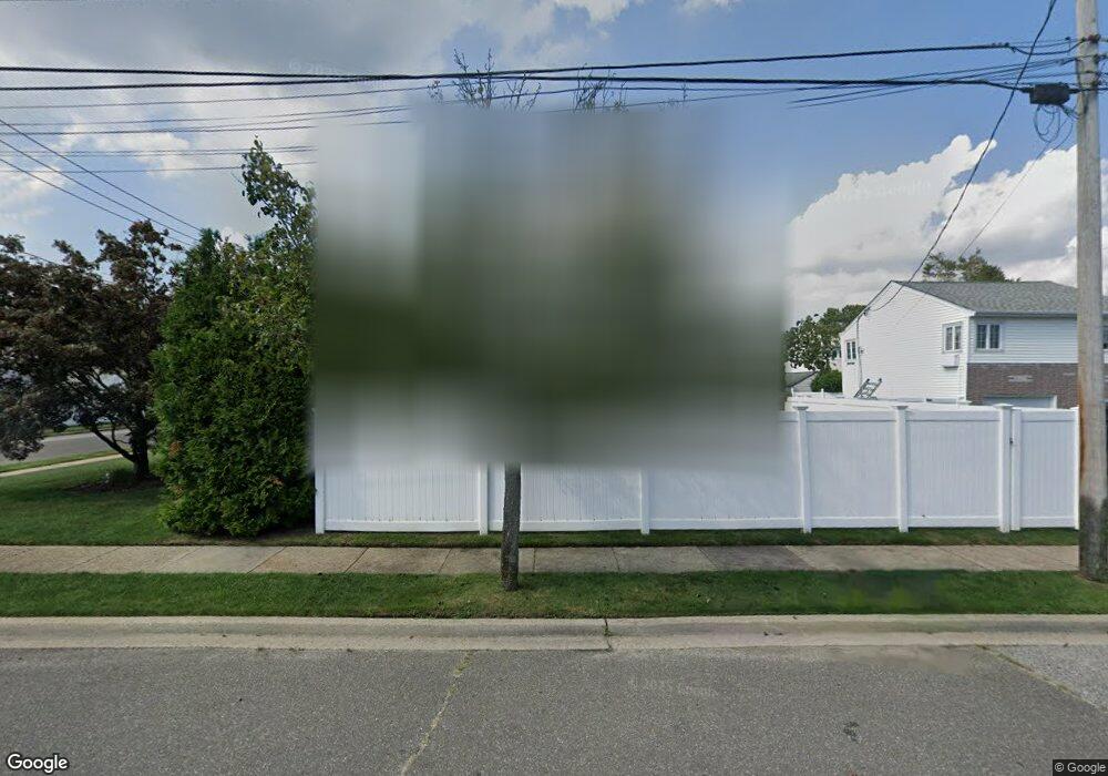 337 N Virginia Ave, Massapequa, NY 11758 - photo 1