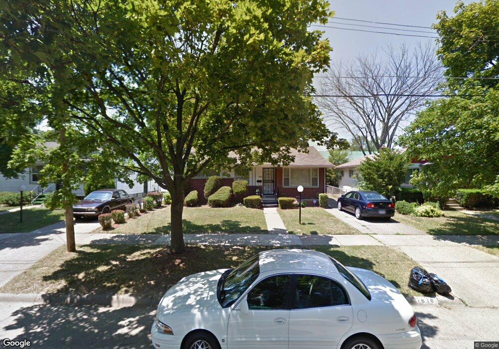 1818 Barks St, Flint, MI 48503 - photo 1