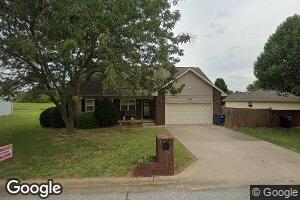 114 N Grandview Ave, Columbus, KS 66725