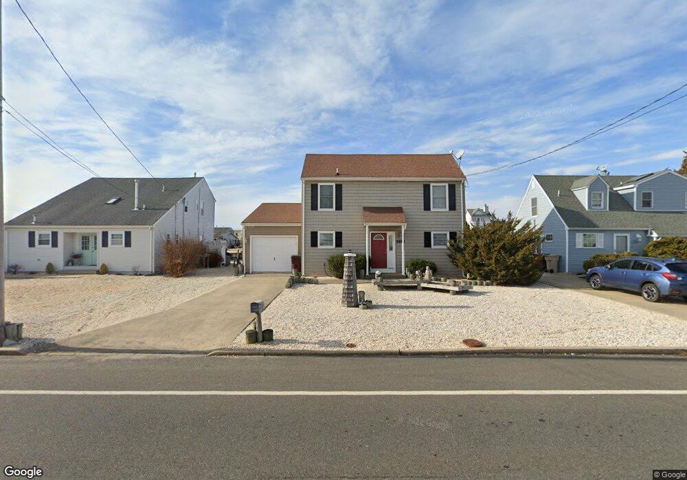 390 Bayview Ave, Bayville, NJ 08721 - photo 1
