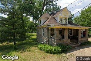 104 E Walnut St, Walnut, IL 61376