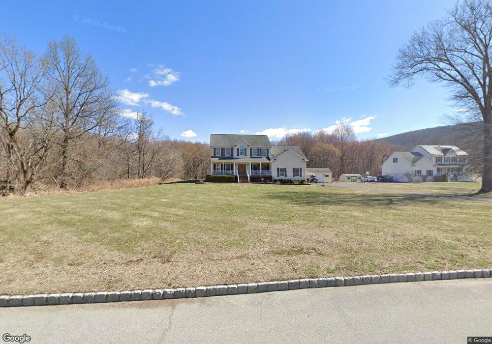 4 Kingfisher Ct, Washingtonville, NY 10992 - photo 1