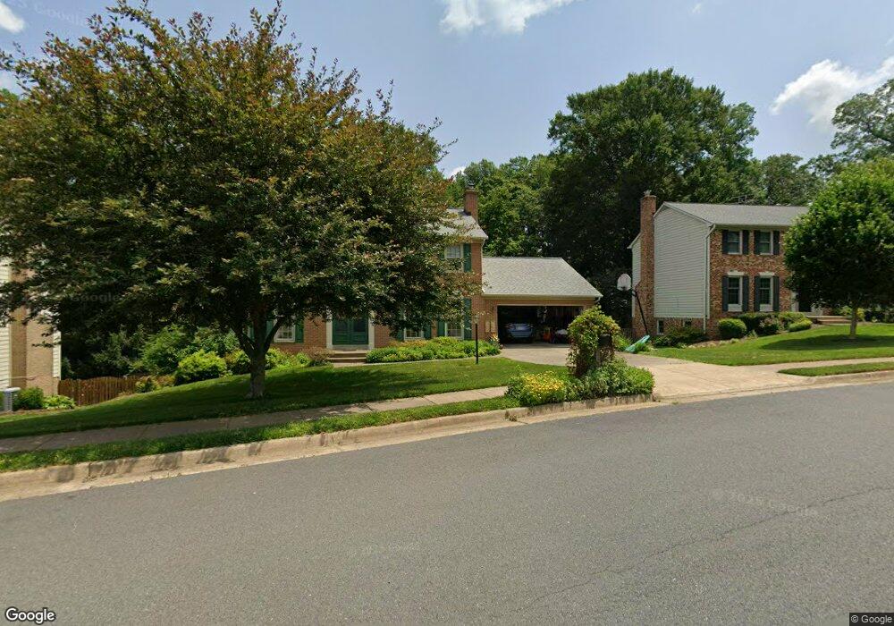 9804 Flintridge Ct, Fairfax, VA 22032 - photo 1