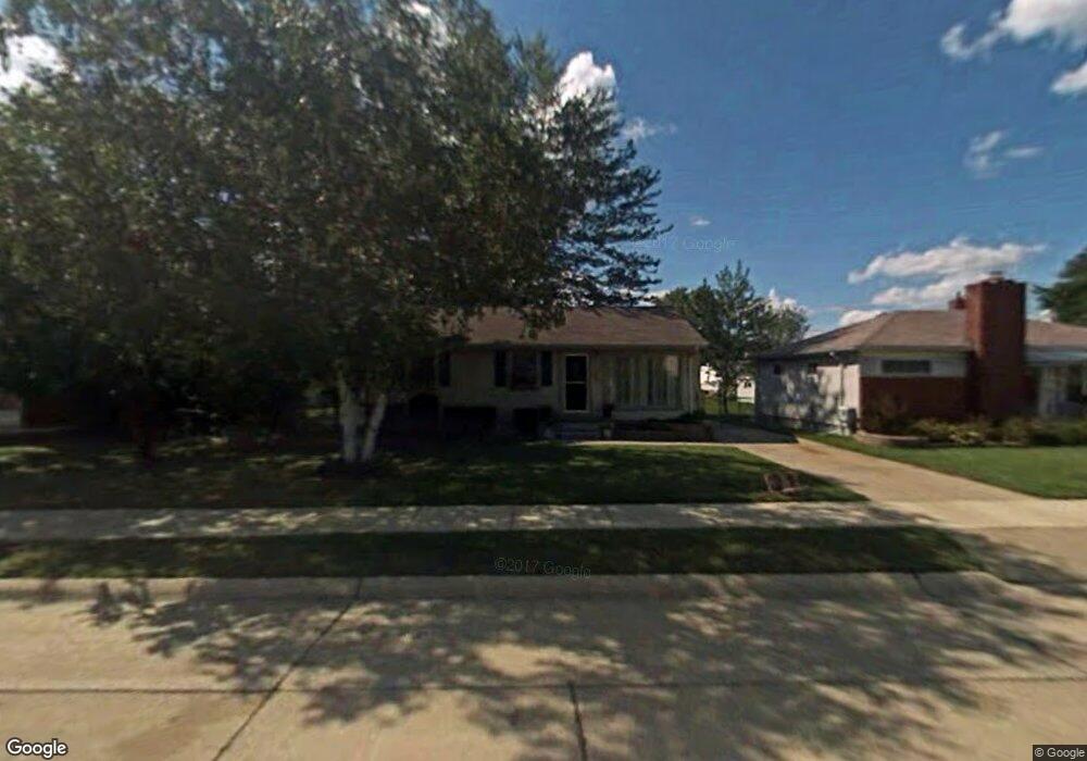 26501 Blumfield St, Roseville, MI 48066 - photo 1