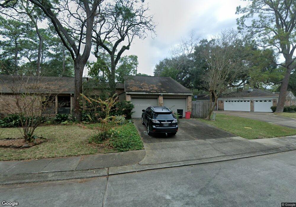 10002 Pine Forest Rd, Houston, TX 77042 - photo 1