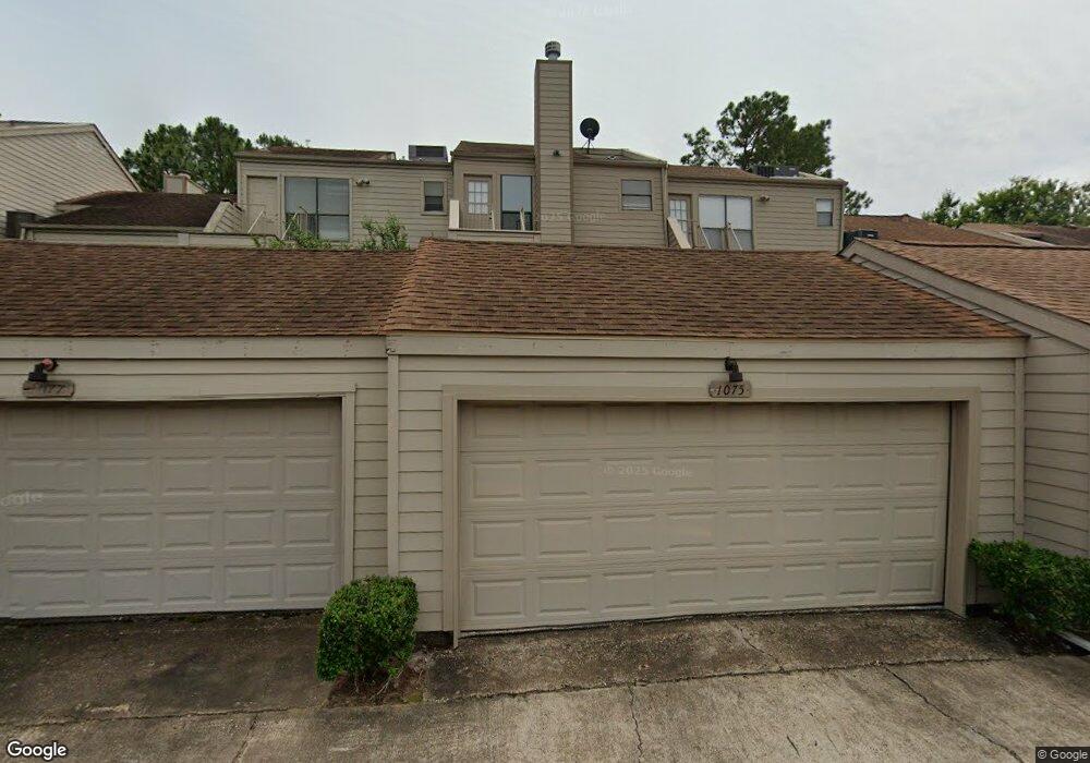 1047 Country Place Dr unit 1047, Houston, TX 77079 - photo 1