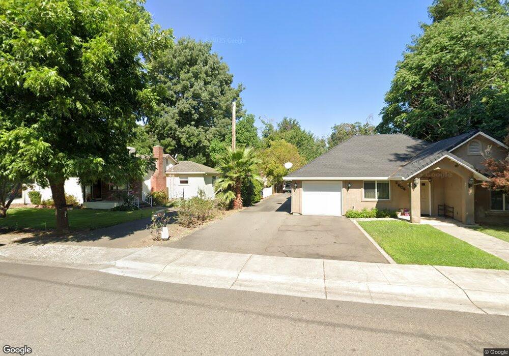2606 Russell St, Redding, CA 96001 - photo 1