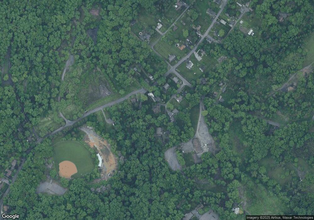 2 Eagle Ln, Reading, PA 19606 - photo 1