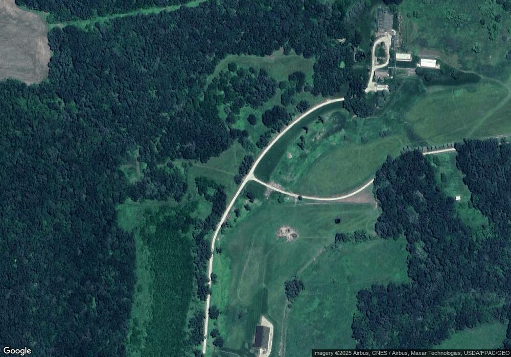 2729 Stinkdyr Hollow Rd, Houston, MN 55943 - photo 1