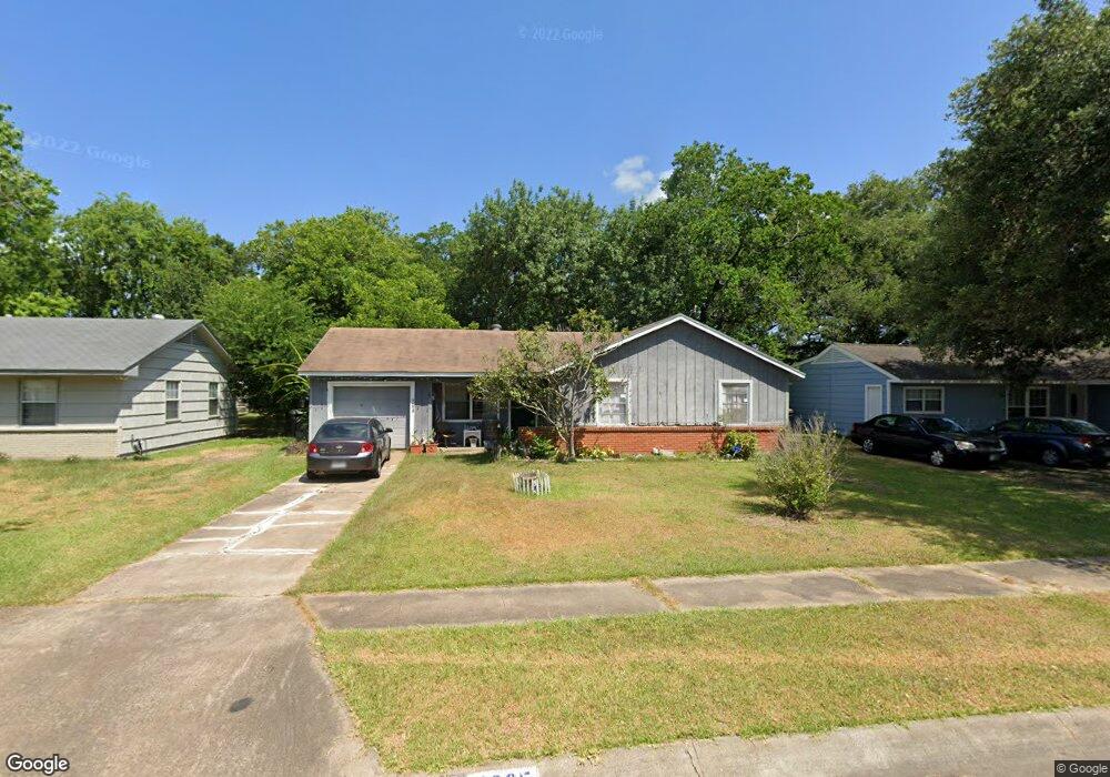 9905 Carmalee St, Houston, TX 77075 - photo 1
