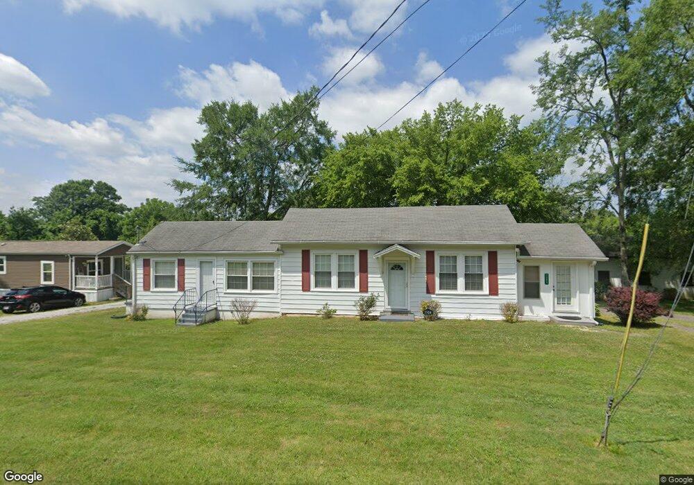 1304 Mapleash Ave, Columbia, TN 38401 - photo 1