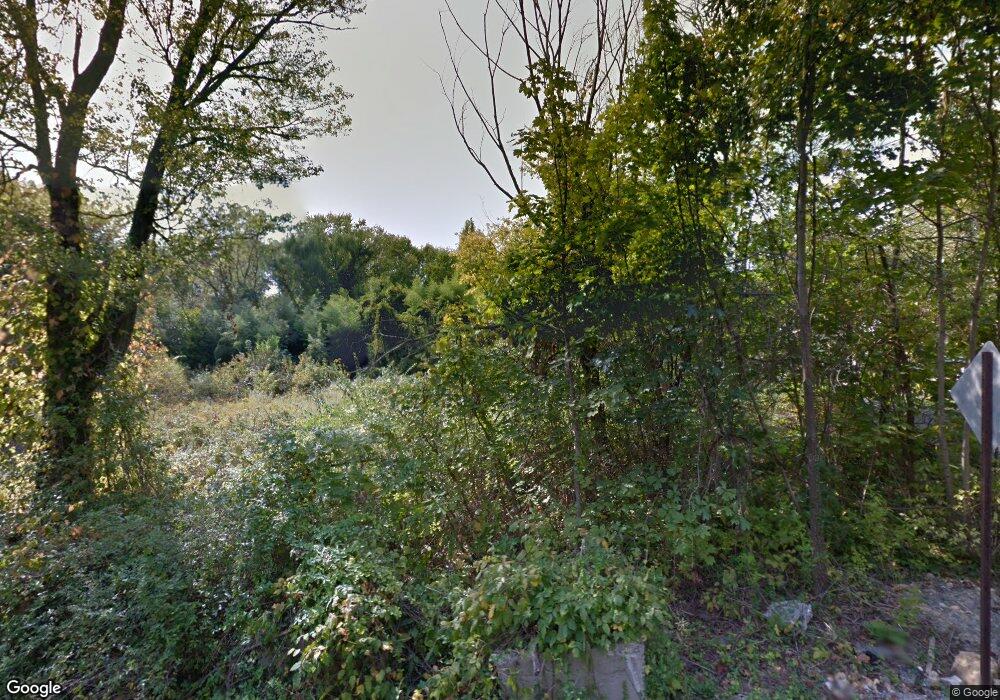 300 Bryan Ave, Gaithersburg, MD 20877 - photo 1