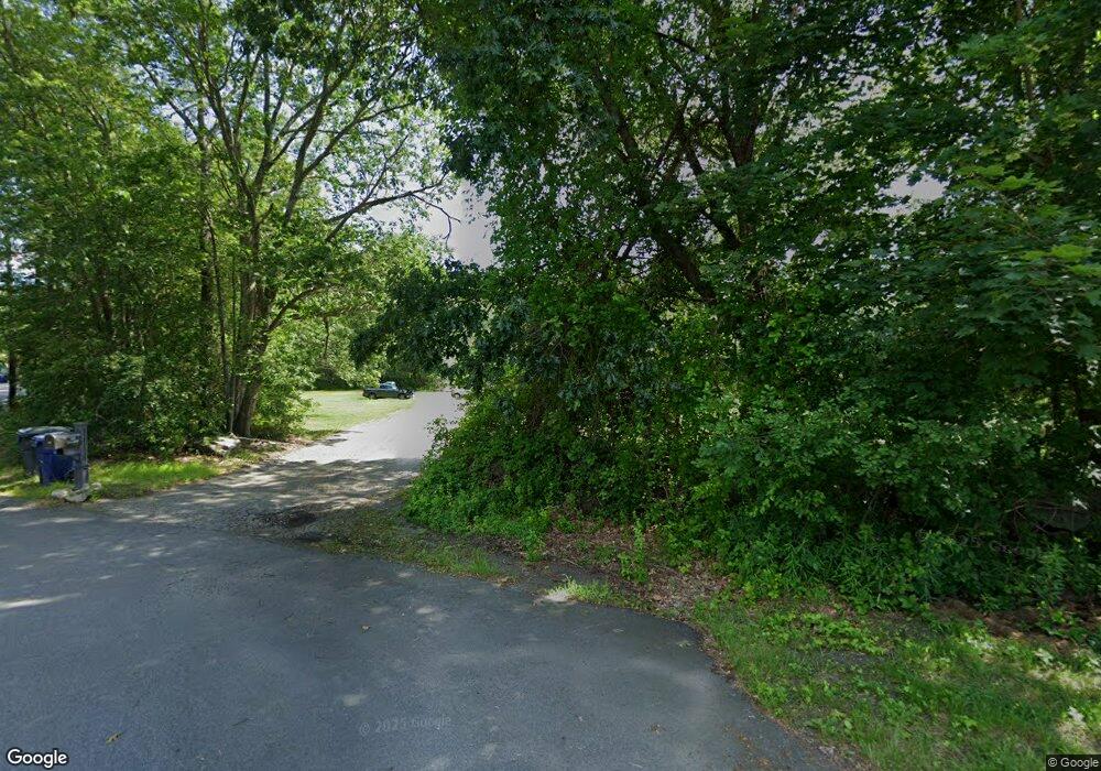 611 Marsh Hill Rd, Dracut, MA 01826 - photo 1