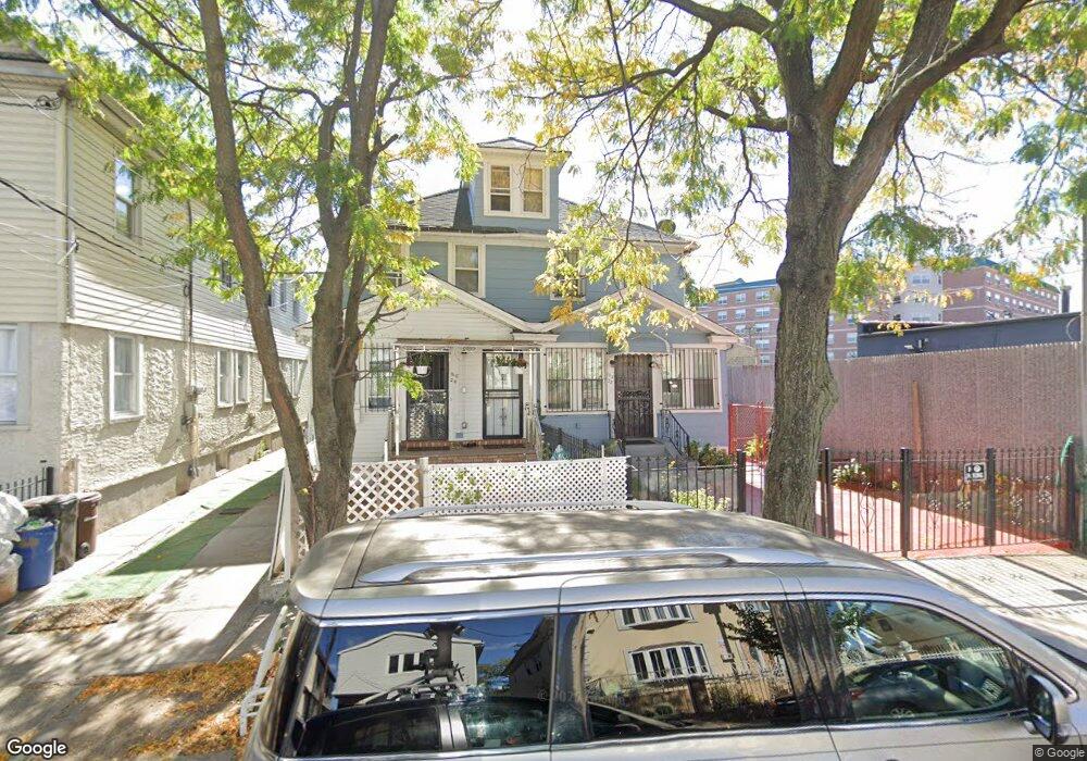 168-24 106th Ave, Jamaica, NY 11433 - photo 1