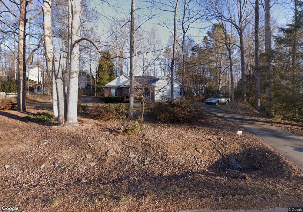 69 Chestnut Ln, Hendersonville, NC 28792 - photo 1