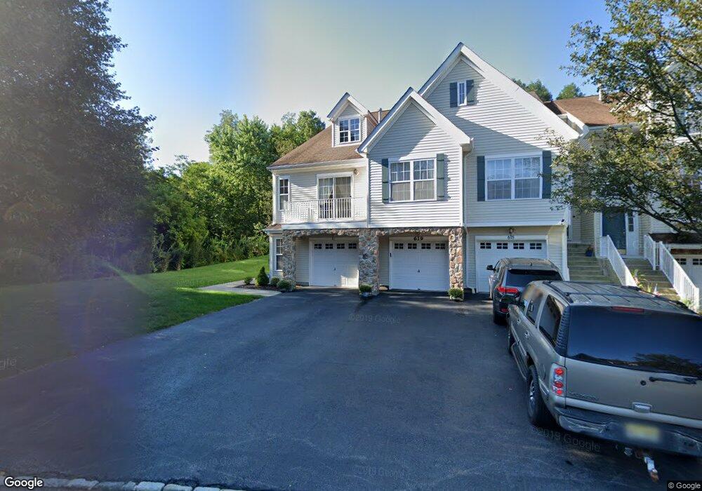 617 Wendover Ct, Randolph, NJ 07869 - photo 1