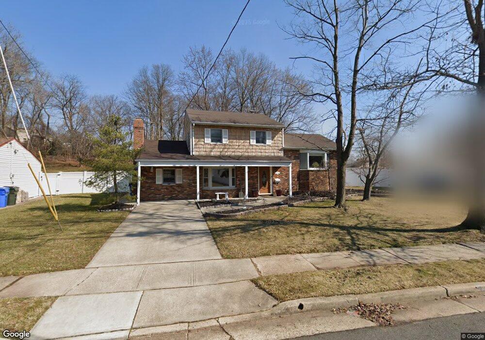 18 Erik Dr, Fords, NJ 08863 - photo 1