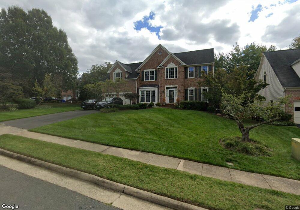 3314 Willow Glen Dr, Herndon, VA 20171 - photo 1