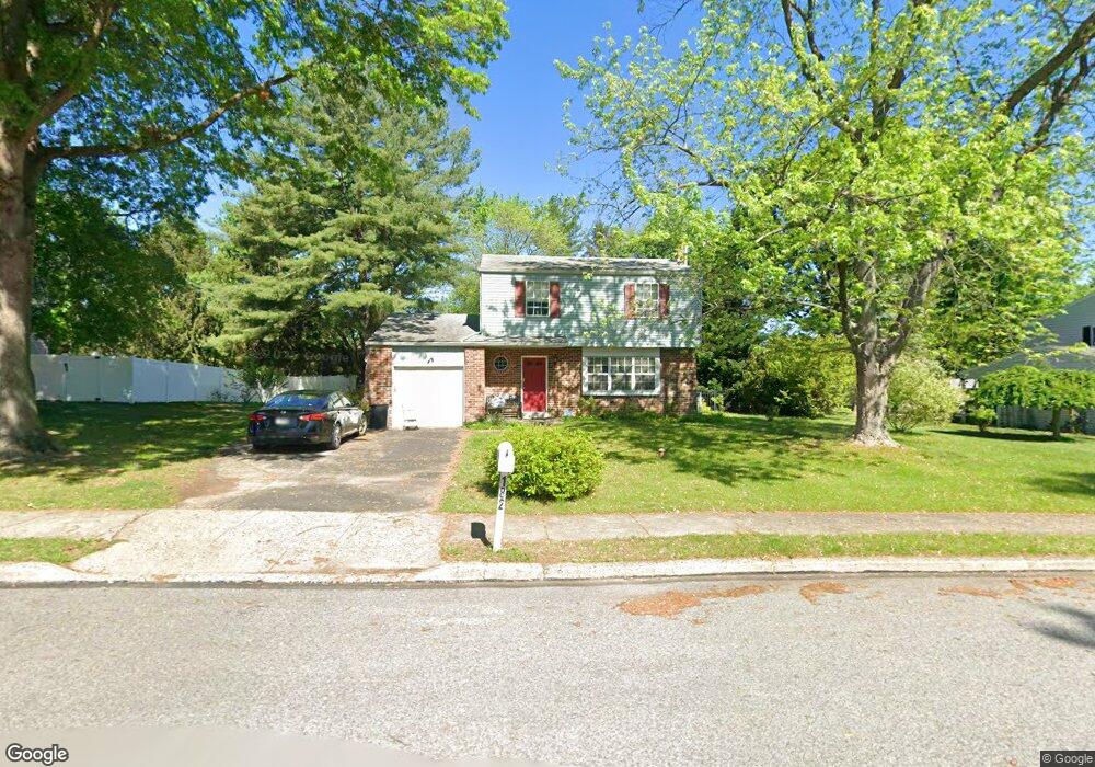 182 Deacon Dr, Norristown, PA 19403 - photo 1