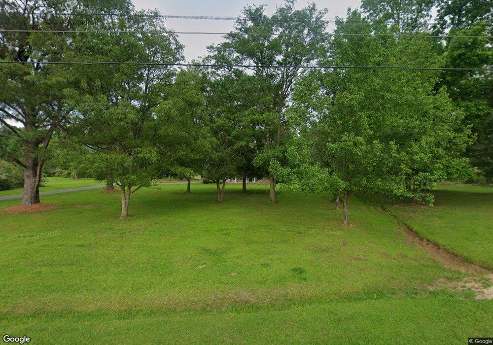 56 Mayfield Rd, Laurel, MS 39443 - photo 1