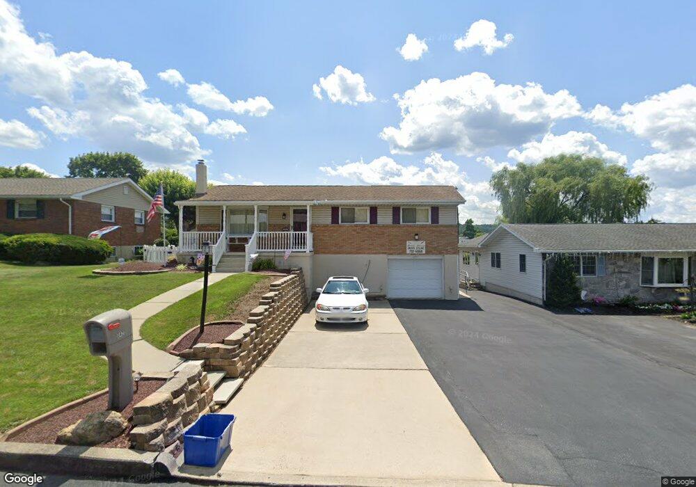 842 E Juniata St unit 844, Allentown, PA 18103 - photo 1