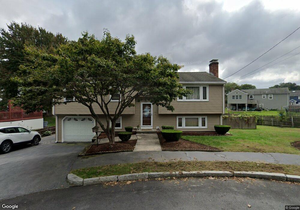 30 Everett St, Stoneham, MA 02180 - photo 1