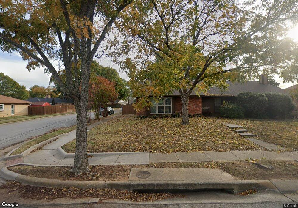 2316 Dalewood Ln, Bedford, TX 76022 - photo 1