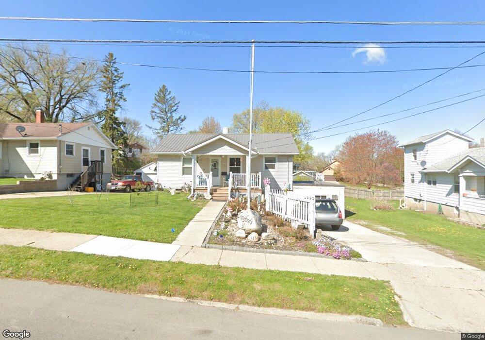 315 W 12th St S, Newton, IA 50208 - photo 1