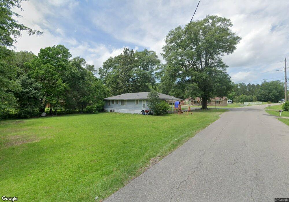 1904 Pearl St, Laurel, MS 39440 - photo 1