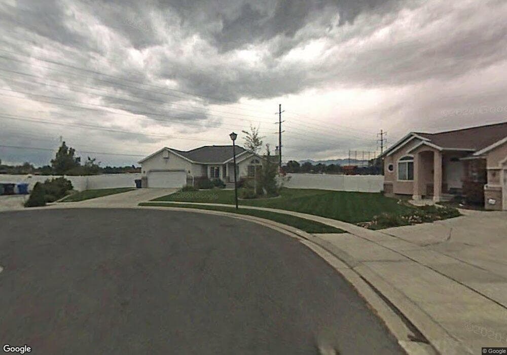8982 S 2240 W, West Jordan, UT 84088 - photo 1