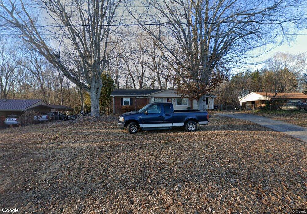 2408 Maplewood Dr, Gastonia, NC 28052 - photo 1