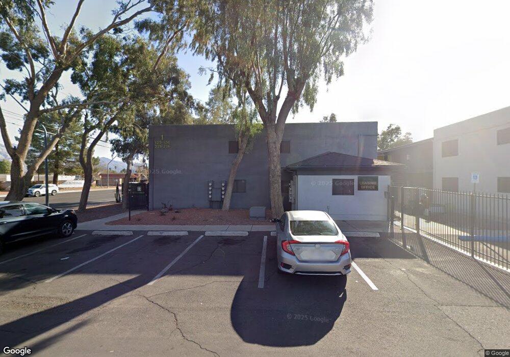 438 E Prince Rd, Tucson, AZ 85705 - photo 1