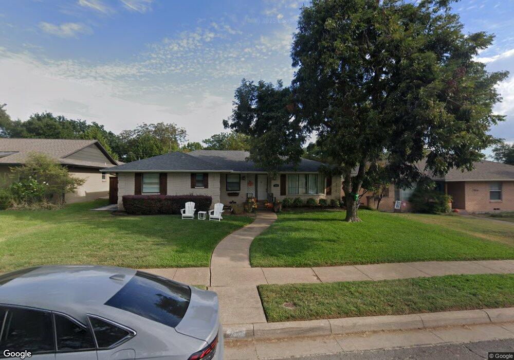 7030 Chantilly Ln, Dallas, TX 75214 - photo 1