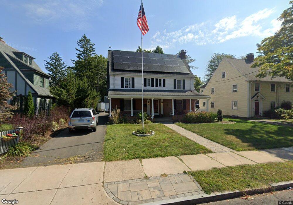 10 Bishop Rd, West Hartford, CT 06119 - photo 1