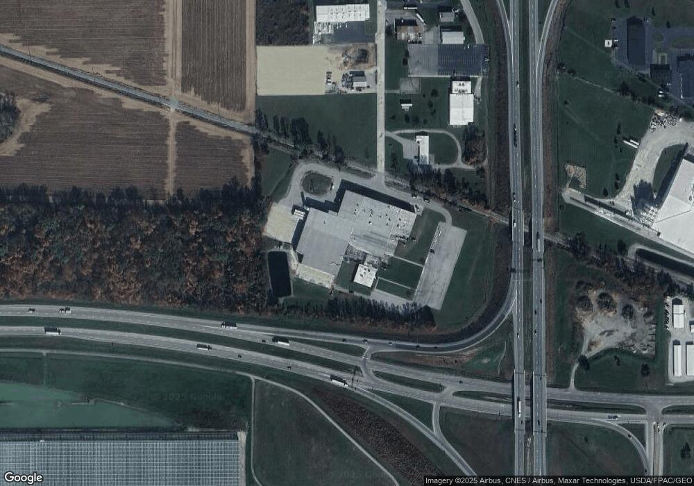 1400 Lunar Dr, Wapakoneta, OH 45895 - photo 1