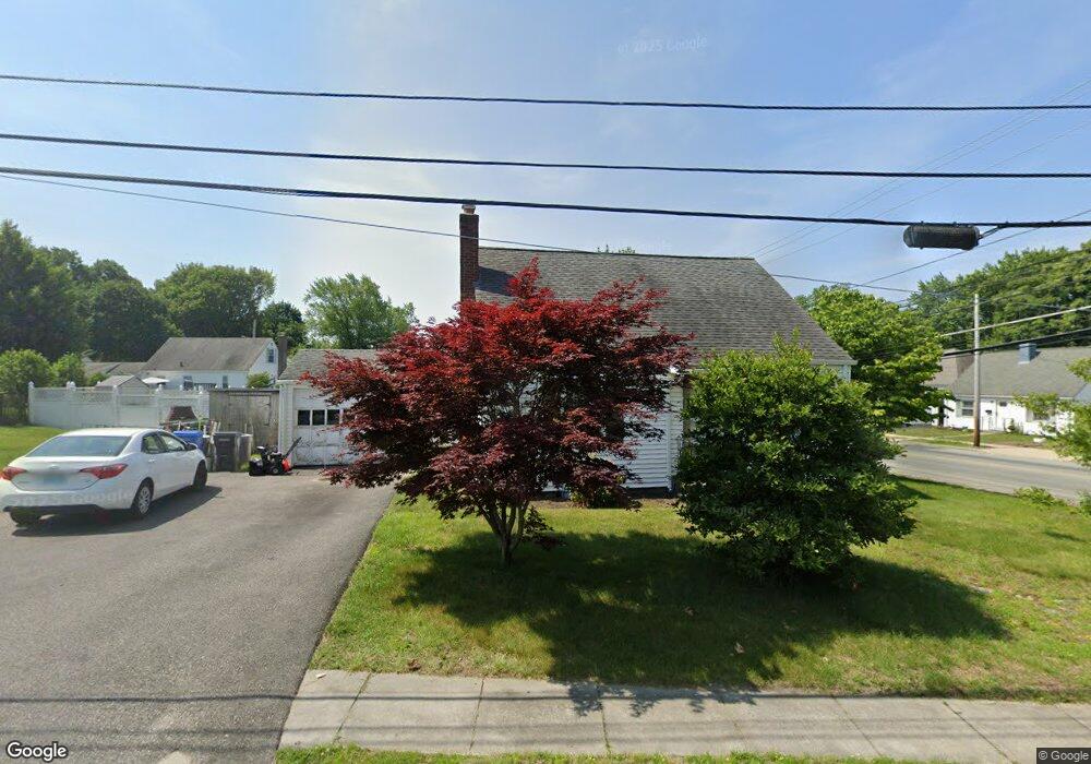 7 Hamilton Rd, Cranston, RI 02910 - photo 1