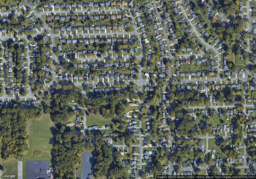 631 W Lane Ave, Lima, OH 45801 - photo 1