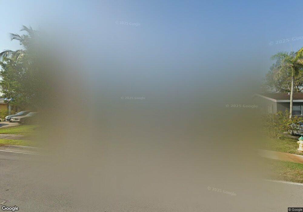 2134 NW 28th St, Oakland Park, FL 33311 - photo 1