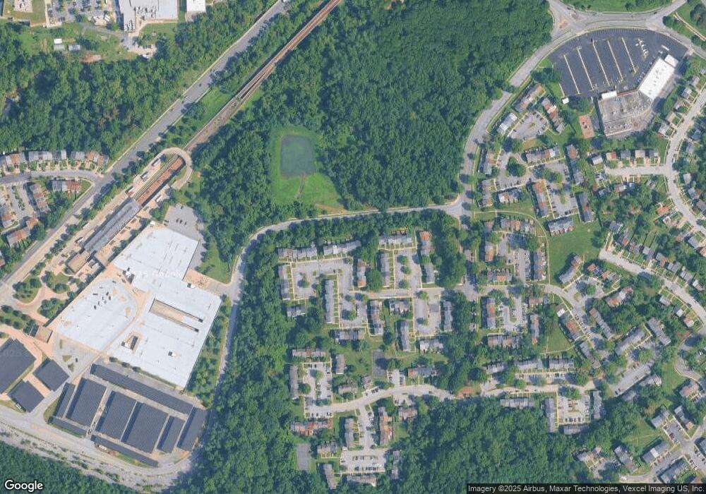 2042 N Anvil Ln, Temple Hills, MD 20748 - photo 1