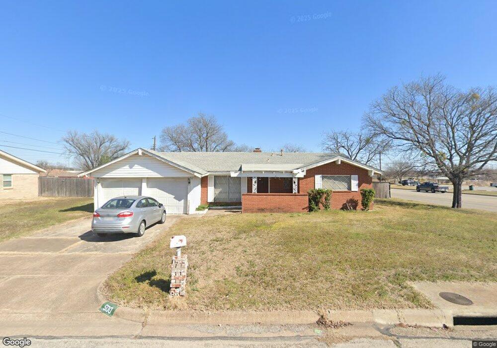500 Branch Cir E, Fort Worth, TX 76108 - photo 1
