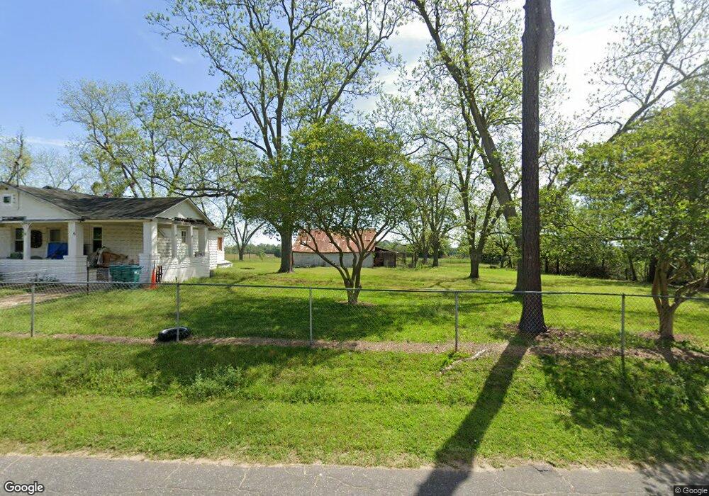 412 N Jones St, Doerun, GA 31744 - photo 1