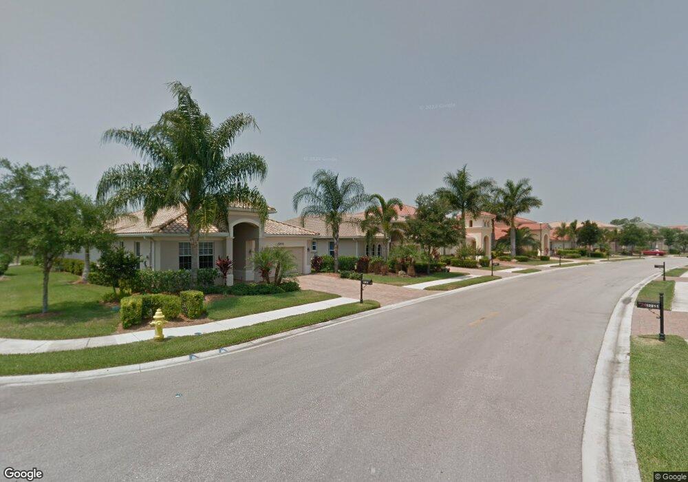 12616 Biscayne Ct, Naples, FL 34105 - photo 1