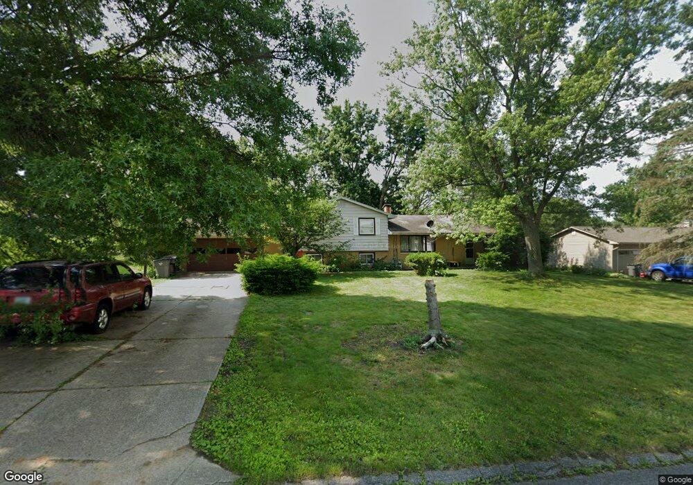 18096 Heatherfield Dr, South Bend, IN 46637 - photo 1