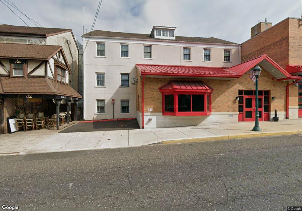 137 S Main St, North Wales, PA 19454 - photo 1