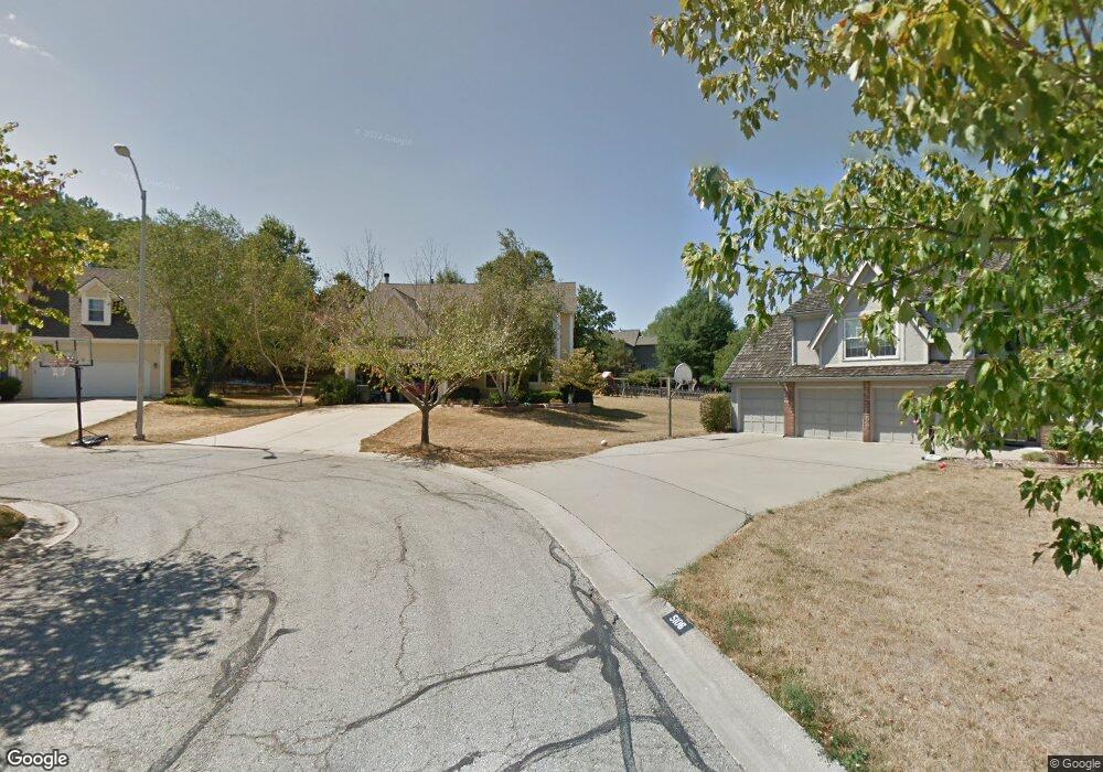 5110 Anderson St, Shawnee, KS 66226 - photo 1