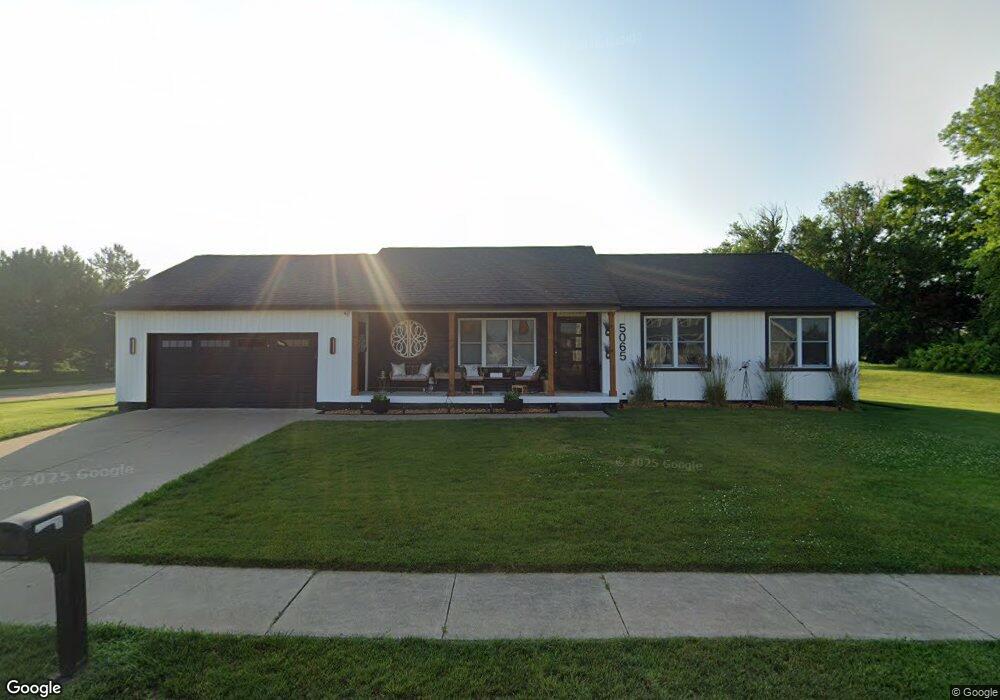 5065 Fillmore Ln, Davenport, IA 52806 - photo 1