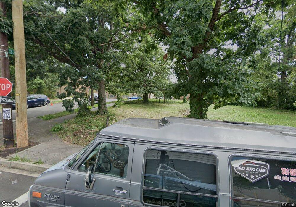 5225 F St SE, Washington, DC 20019 - photo 1