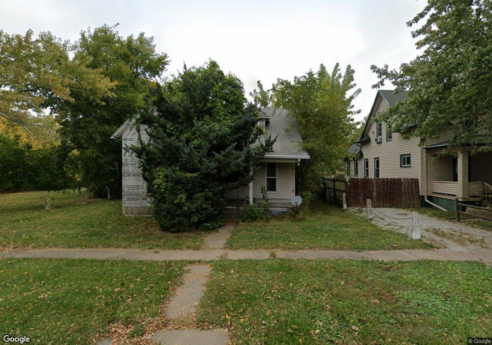 305 W Valley Ave, Shenandoah, IA 51601 - photo 1